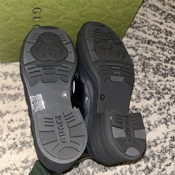 Gucci 60mm Logo Lettering Leather Boots - Picture 5 of 14